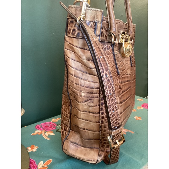 Michael Kors Croc Embossed Leather Tote Bag Gold Hardware Top Handle Bag - Picture 2 of 7